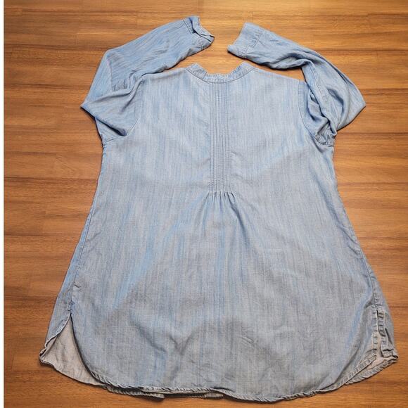 Soft Surroundings Tencel Chambray Tunic Top Blue Pleated M Long Sleeve EUC - Picture 3 of 8